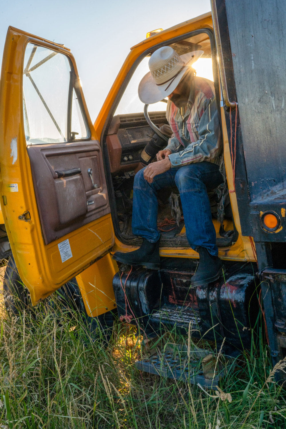 Men's Classics #2547 - Image 4